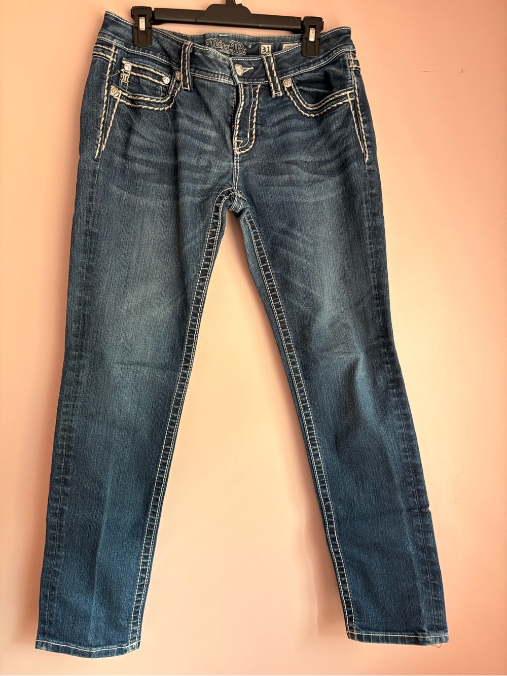 💚Miss Me Signature Skinny Blue Jeans with Contrast Stitching